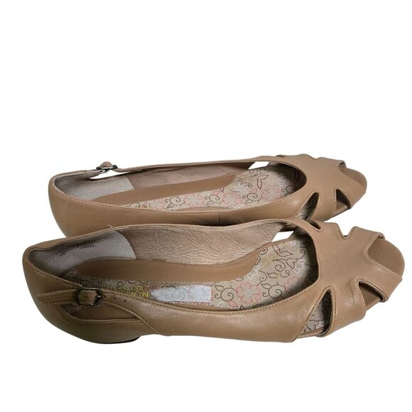 Kenneth Cole Reaction Bard Shark Peep Toe Neutral Tan Leather Flats Size 9M - Picture 1 of 7